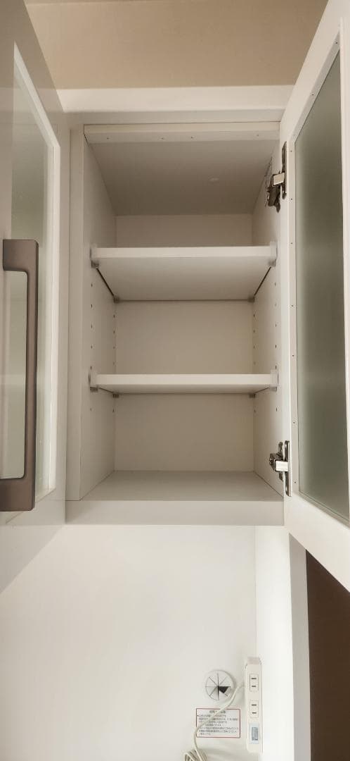 『美品』ニトリ　食器棚 + 家具転倒防止器具2個