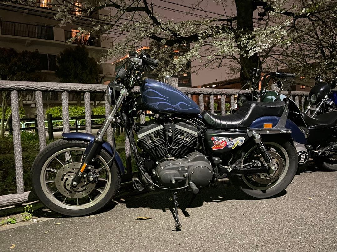 スポーツスター　タンク　フレイムスペイント　塗装済み