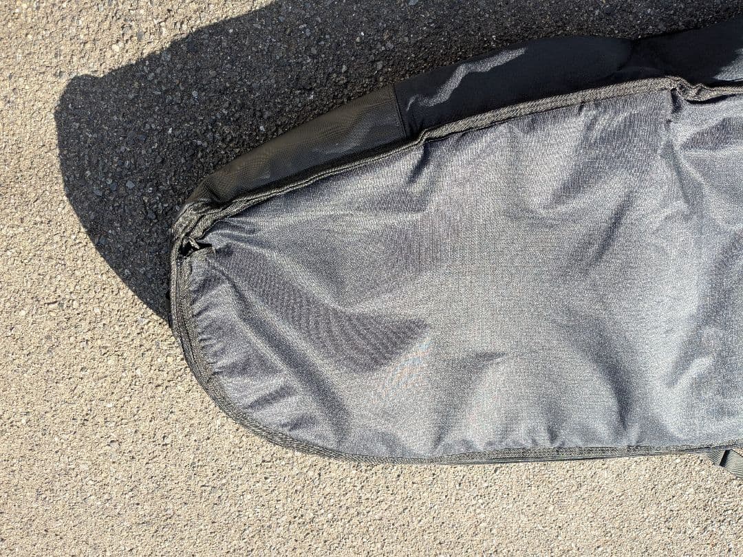 TLS 　2枚収納可サーフボードハードケース　7'0 ミッドレングス　ブラック