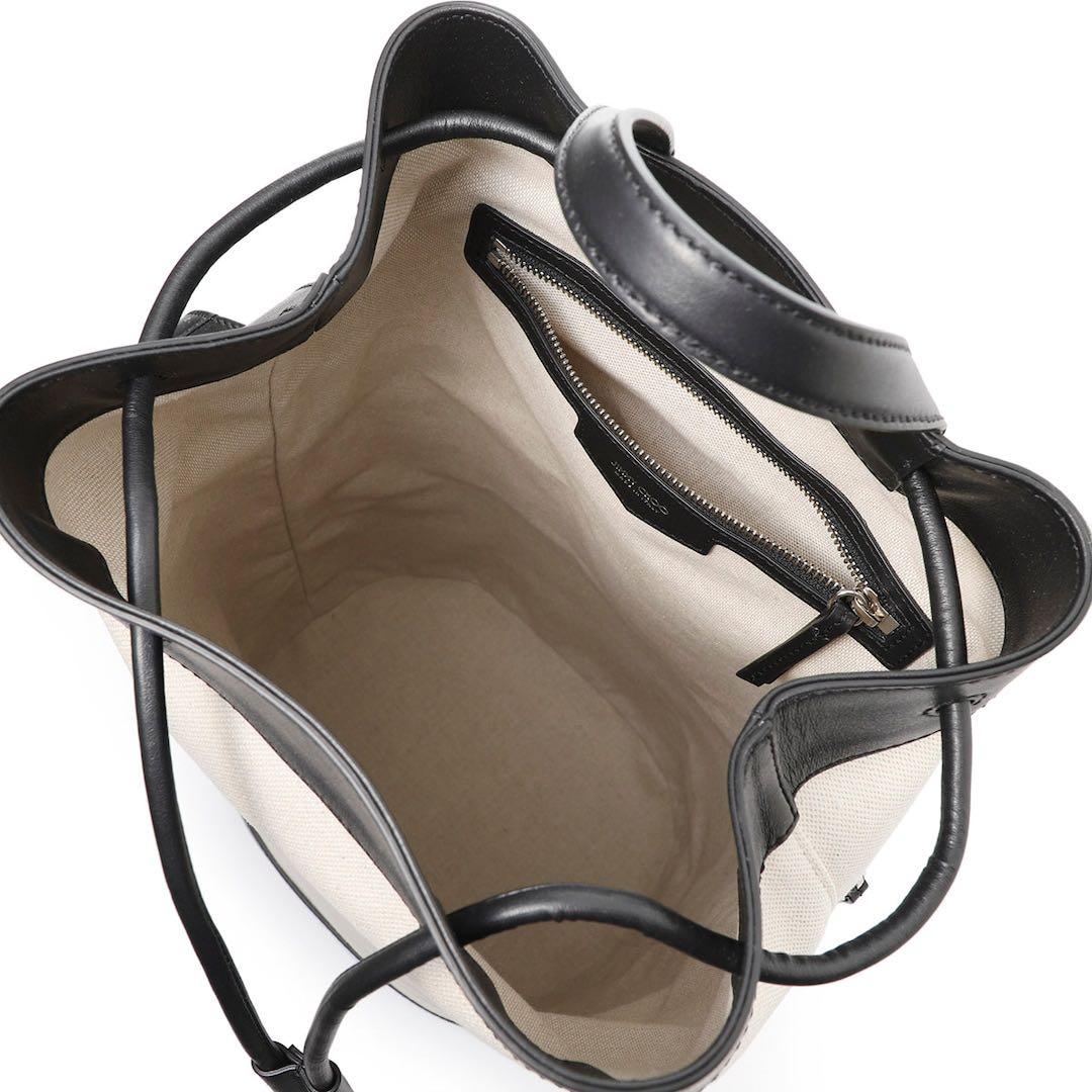 JIMMY CHOO EVANドラムバッグ ホワイト/ブラック