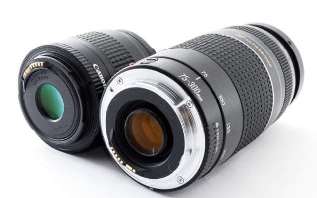 動作良好・レンズ付★人気のcanonカメラ★ EOS-1 V ボディ＋レンズ２本