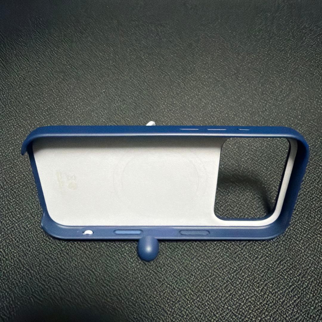 Beats iPhone 17 PRO Kickstand Case ストラップ