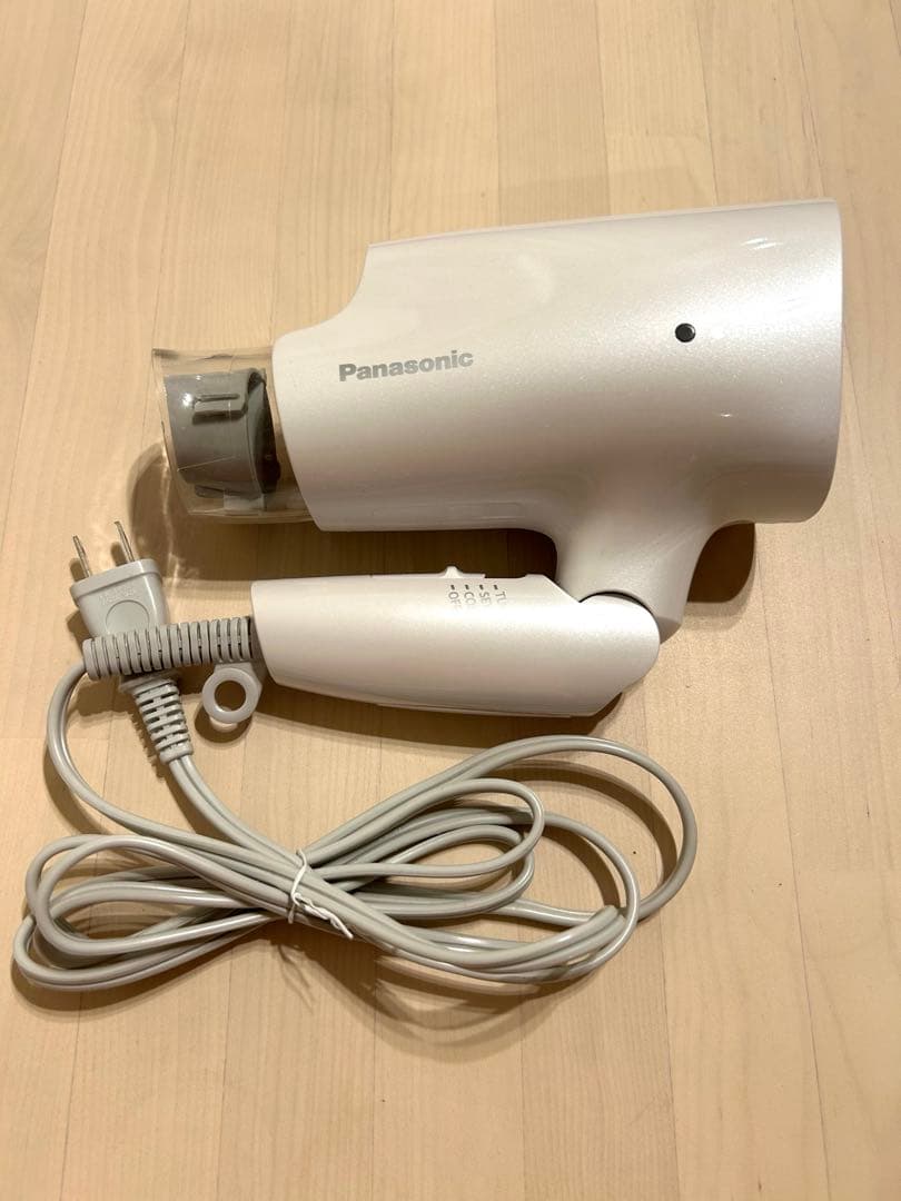 Panasonic EH-NA2K ナノケア ドライヤー　パナソニック
