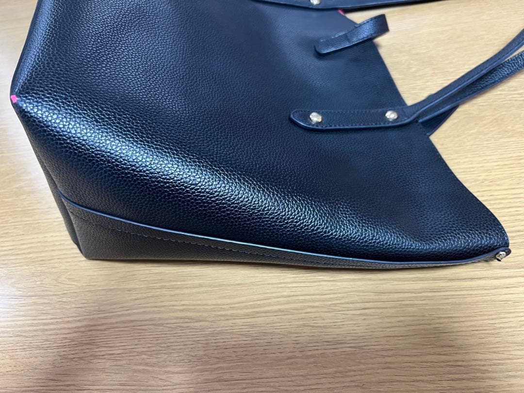 さつきページ 美品！ COACH 黒レザー トートバッグ （A4対応）