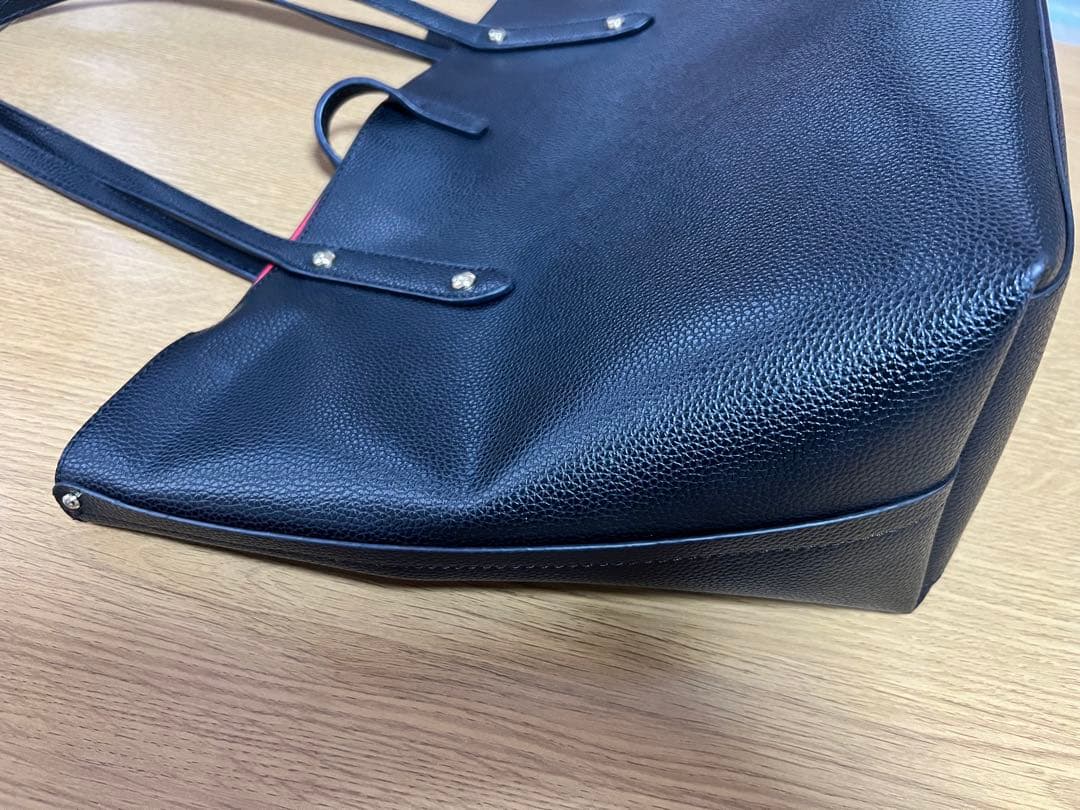 さつきページ 美品！ COACH 黒レザー トートバッグ （A4対応）