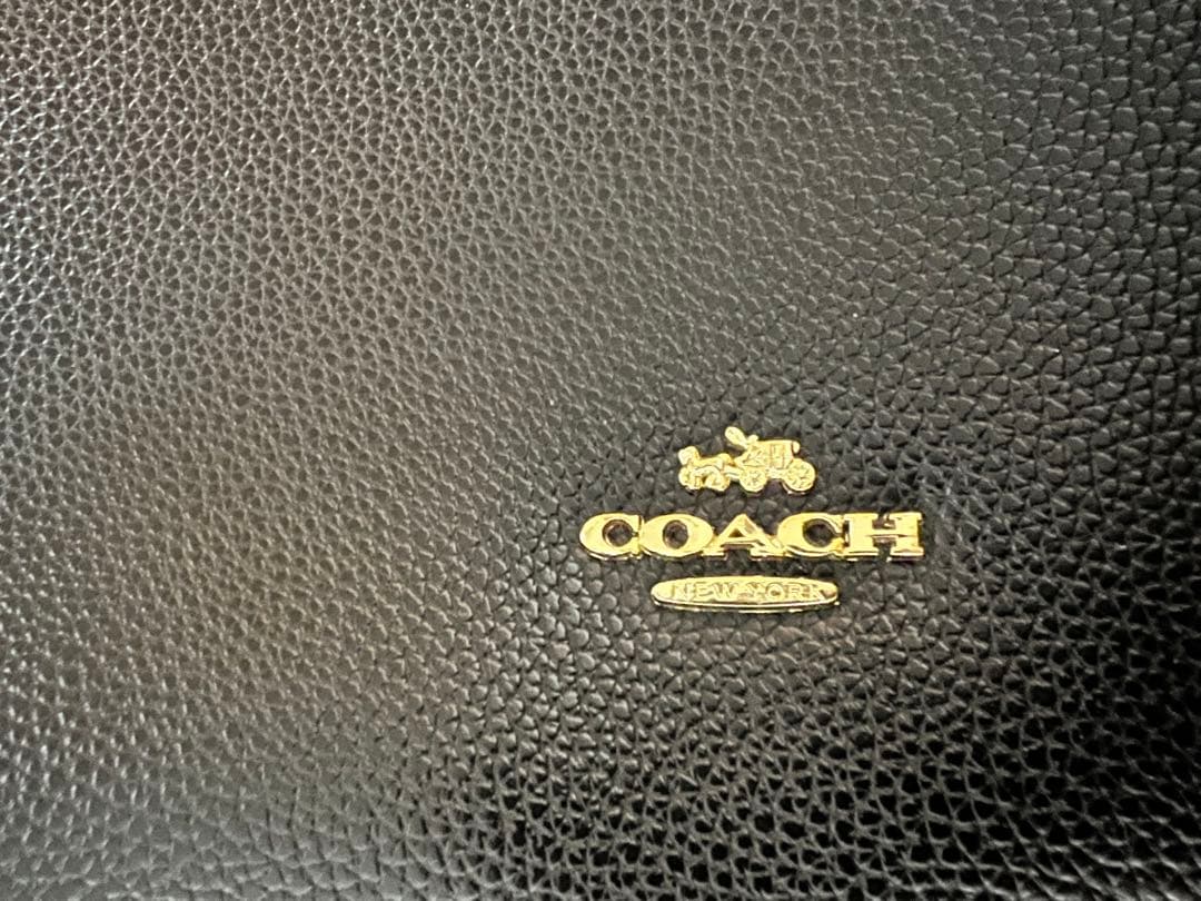 さつきページ 美品！ COACH 黒レザー トートバッグ （A4対応）