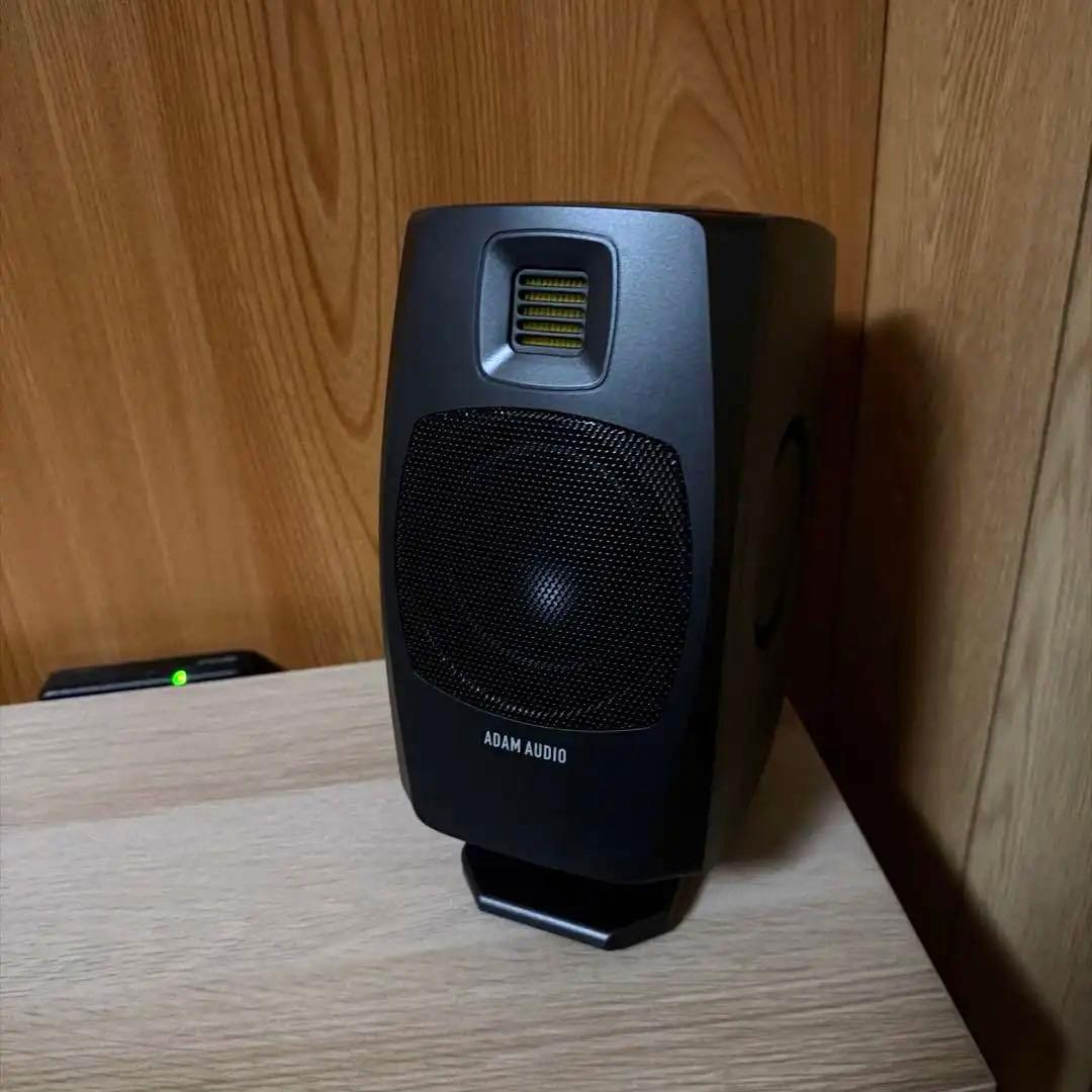 （美品）ADAM AUDIO アクティブスピーカー　D3V