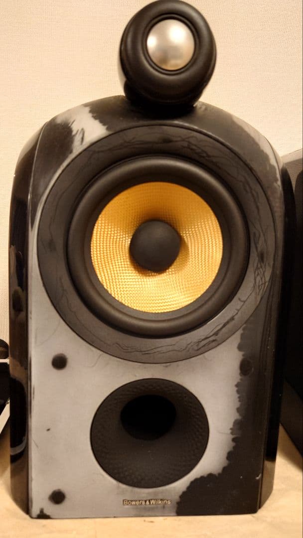 Bowers & Wilkins スピーカーPM1