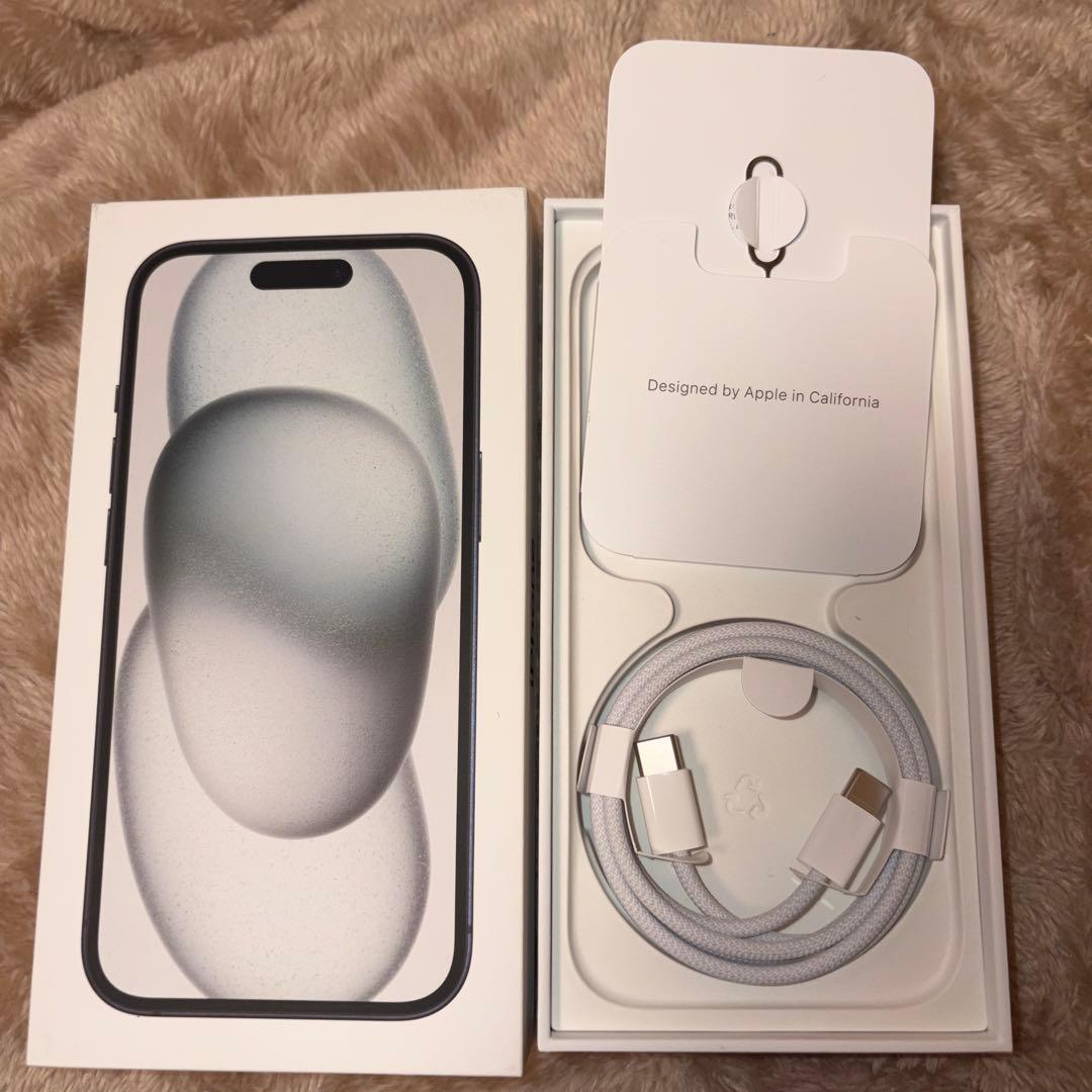 Apple iPhone 15ブラック 本体