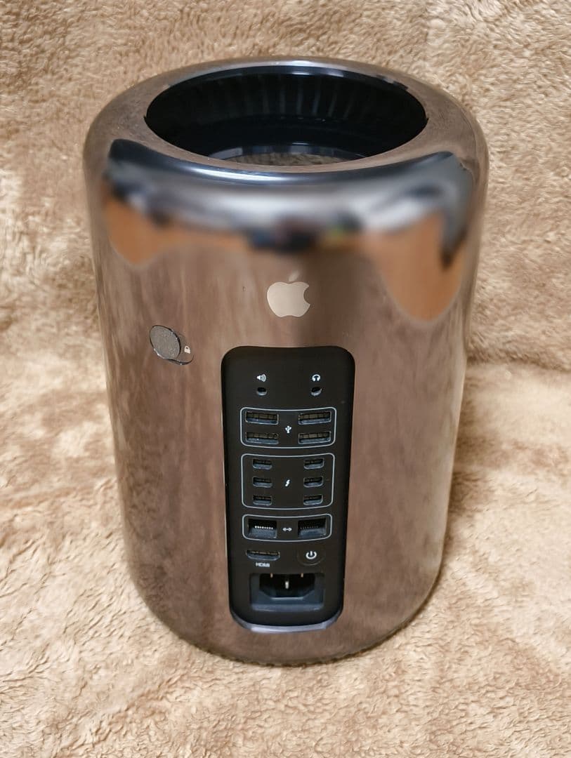 Apple Mac Pro 3GHz 8コア 64GB