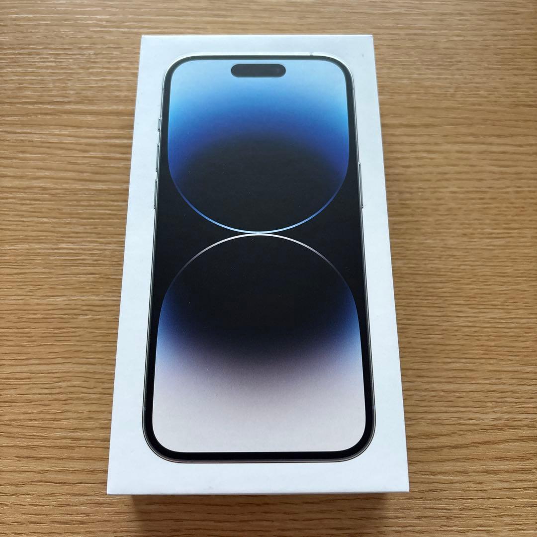 Apple iPhone 14 Pro 本体 シルバー256GB SIMフリー