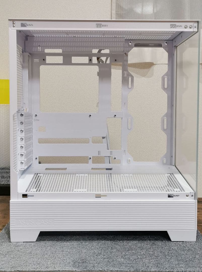美品 ASUS A31 PCケース ミドルタワーケース