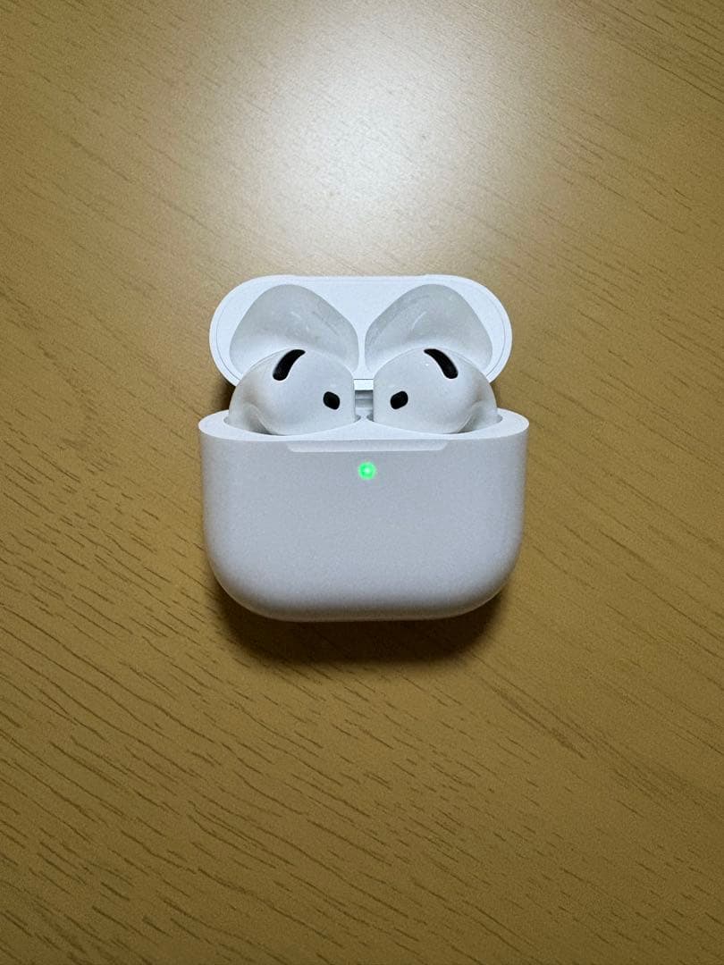 AirPods 4（ANCモデル）／ノイズキャンセリング対応・動作良好
