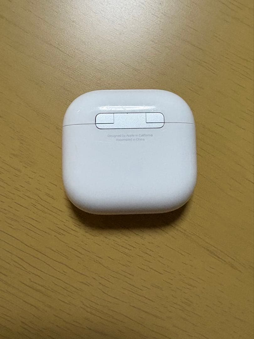 AirPods 4（ANCモデル）／ノイズキャンセリング対応・動作良好