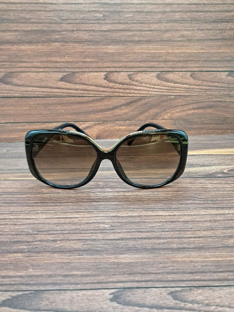 FENDI　フェンディ　サングラス　レディース