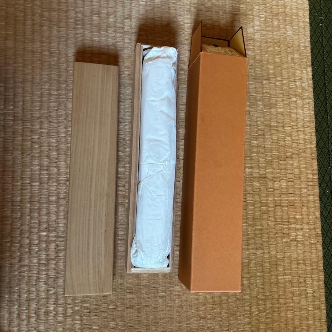 掛軸　共箱付き　小林太宝　松無古今色