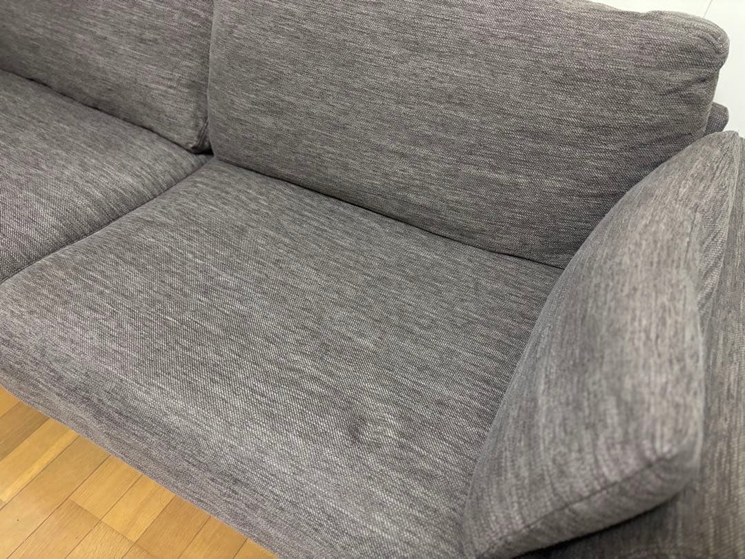 ニトリ　3人用ソファー　布貼り　グレー　ブラウン