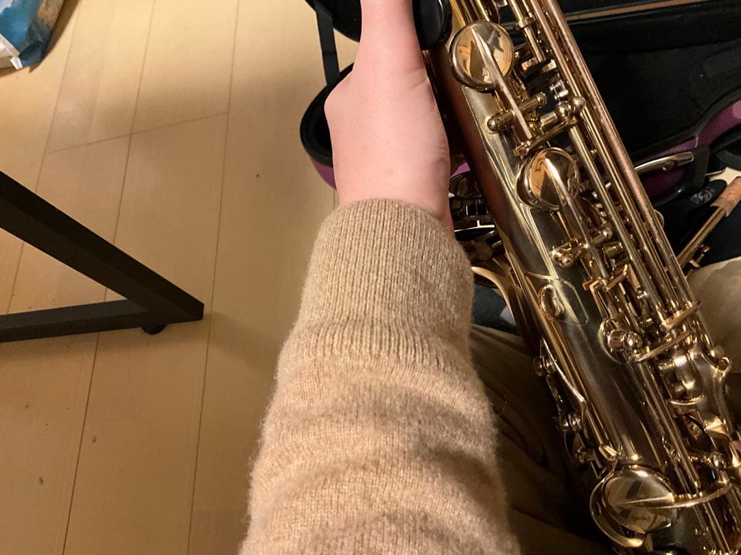 サックス本体 ゴールド ケース付き