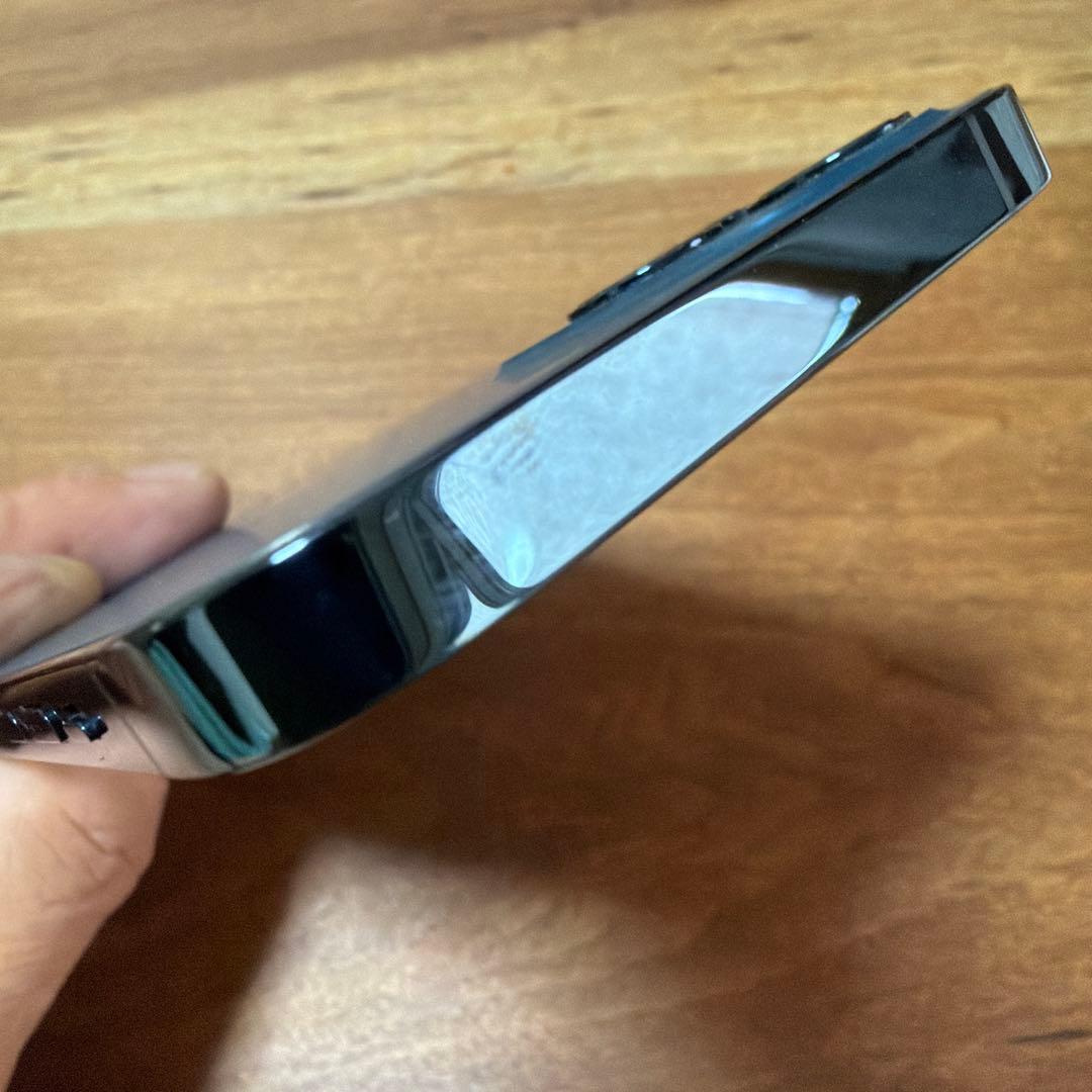 iPhone 12 Pro 256GB バッテリー純正新品に交換済SIMフリー