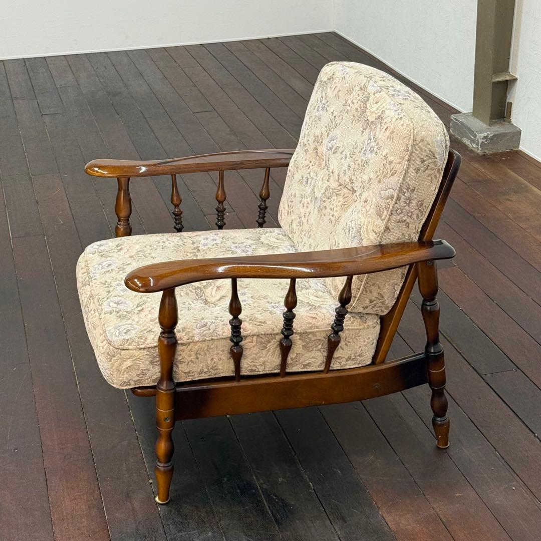 H112K39b カリモク karimoku コロニアル 1人掛けソファ