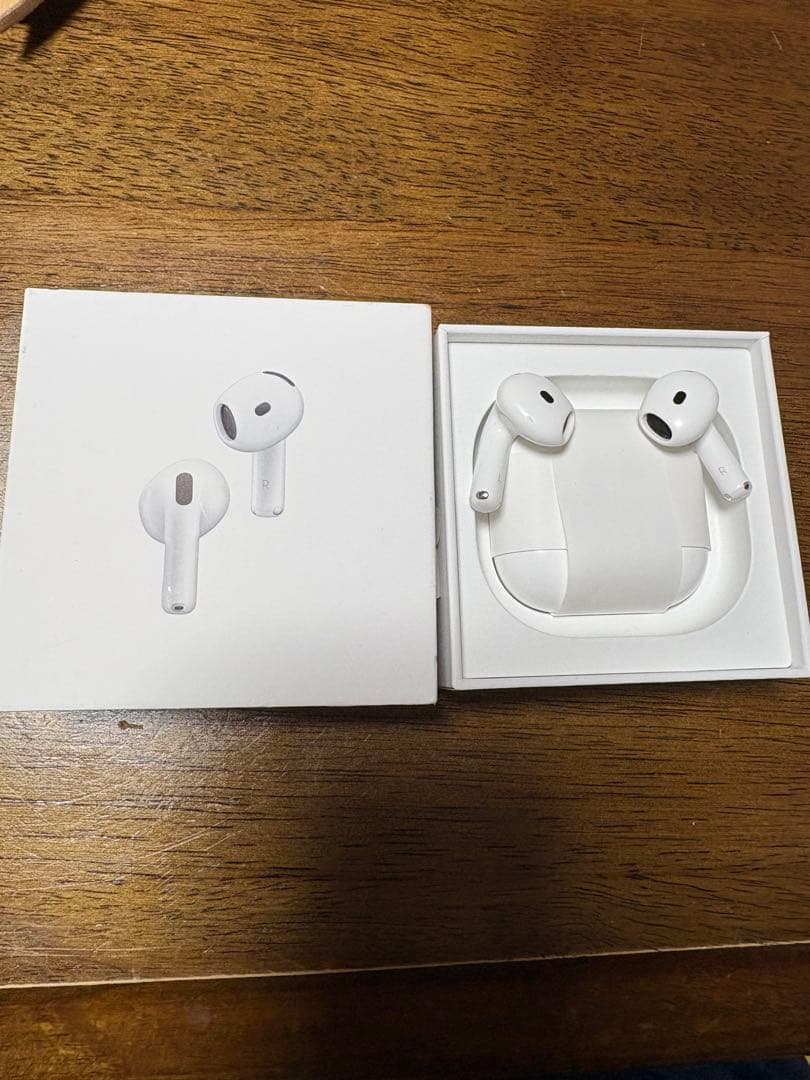 Airpods 4 ノイズキャンセリング