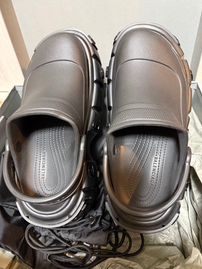 靴 BALENCIAGA Hard Crocs 42