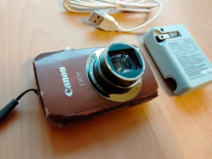 Canon IXY50S コンパクトデジタルカメラ　ジャンク品 動作可動確認