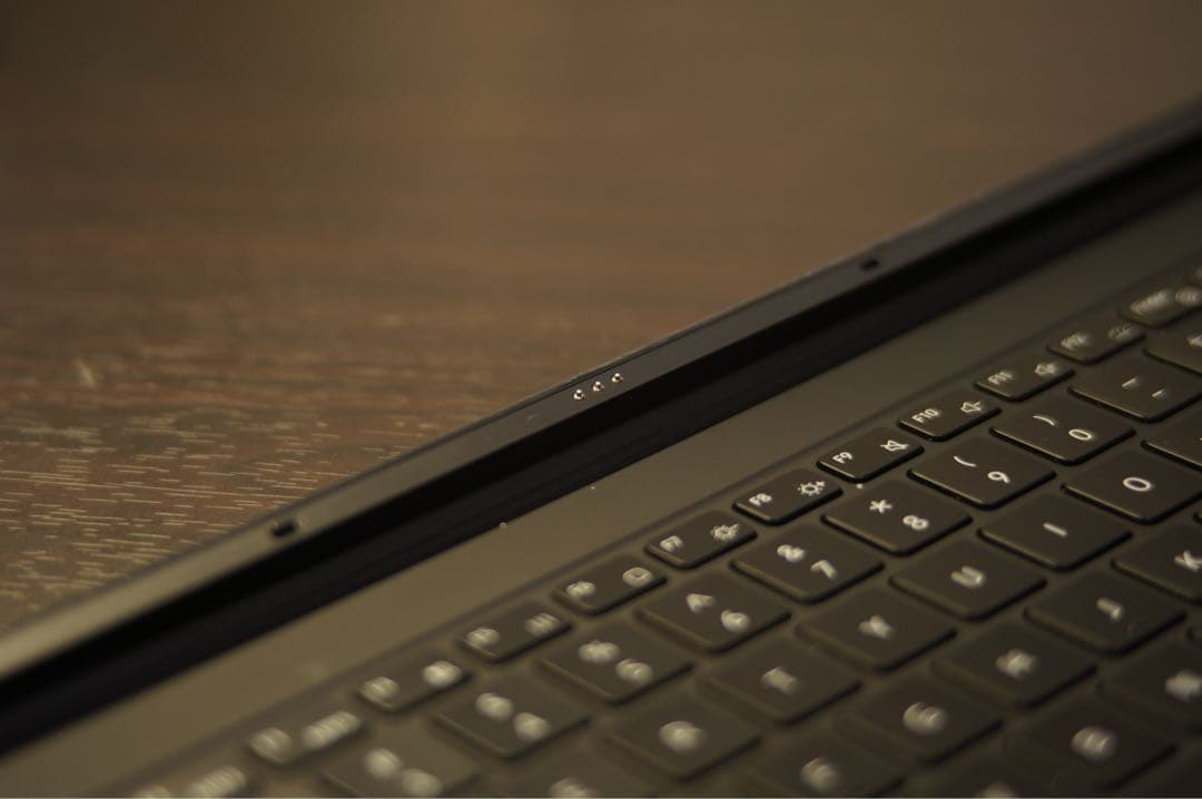 Galaxy Tab S8 Ultra本体 Sペン & 純正キーボードカバー付き