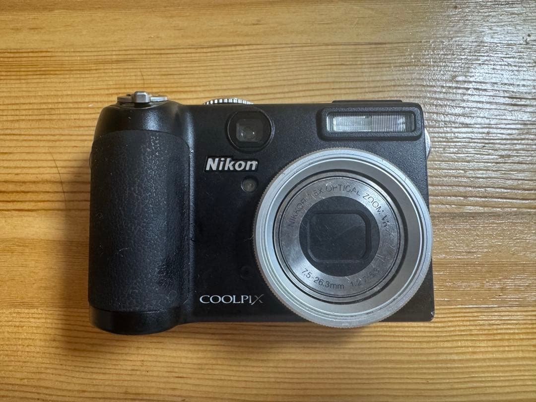 Nikon COOLPIX コンパクトデジタルカメラ