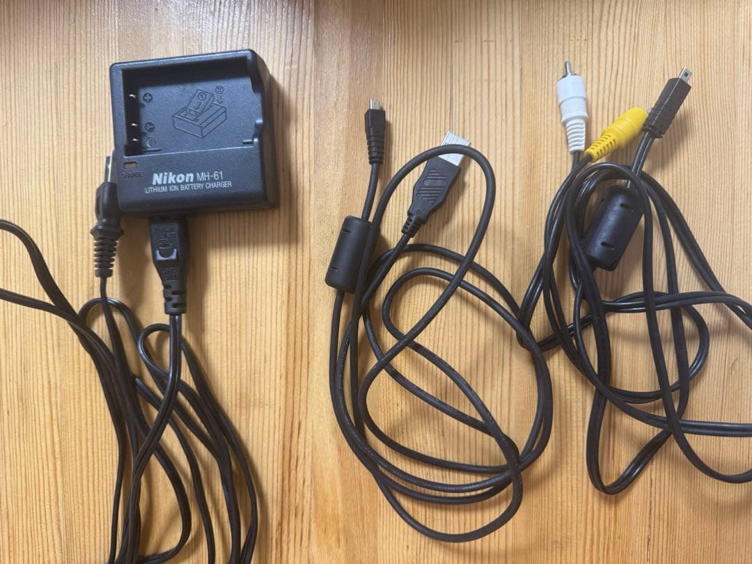 Nikon COOLPIX コンパクトデジタルカメラ