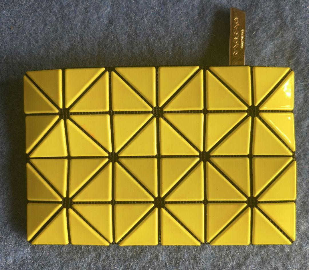 BAOBAO ミニ　ケース　ネオンイエロー