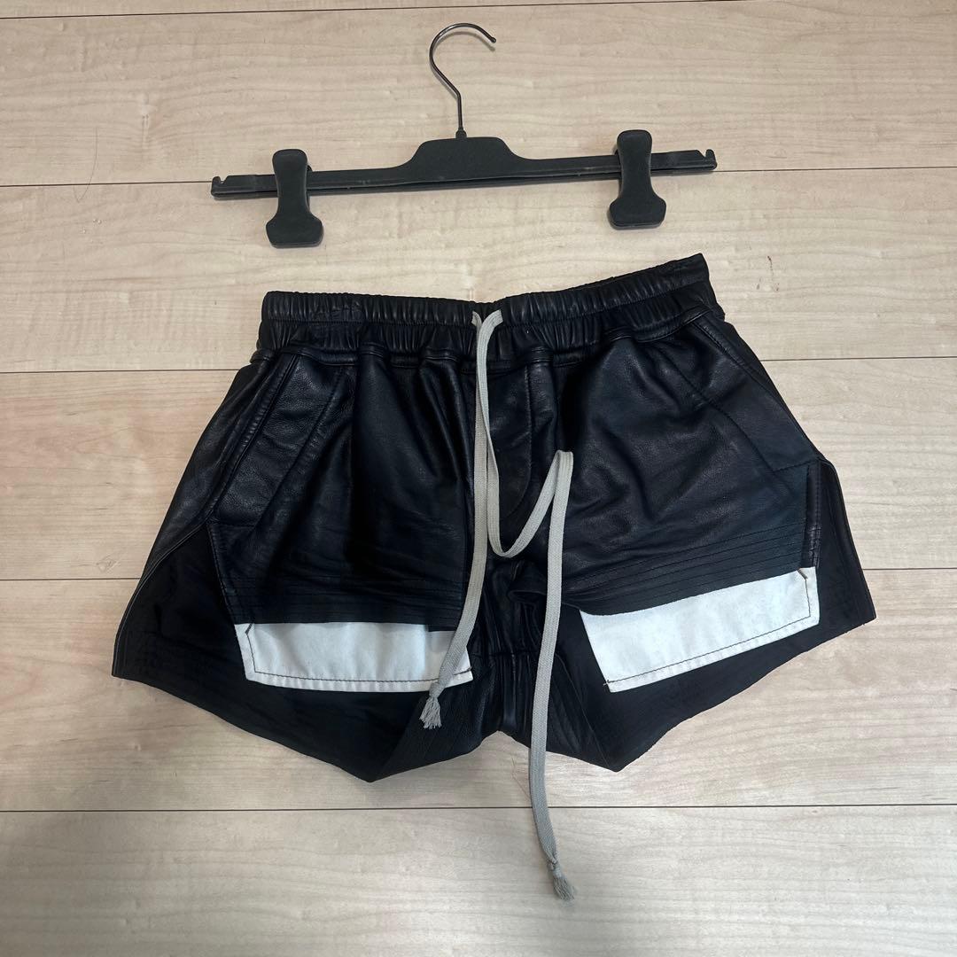 ブラックレザーショートパンツ 40 IT リックオウエンス　rick owens