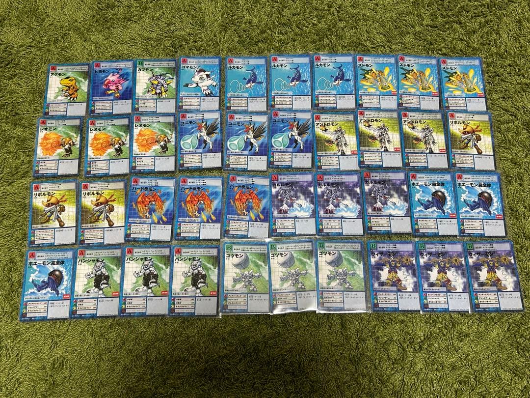 旧デジモンカード126枚まとめ売り（うちホロレア41枚、字レア1枚）
