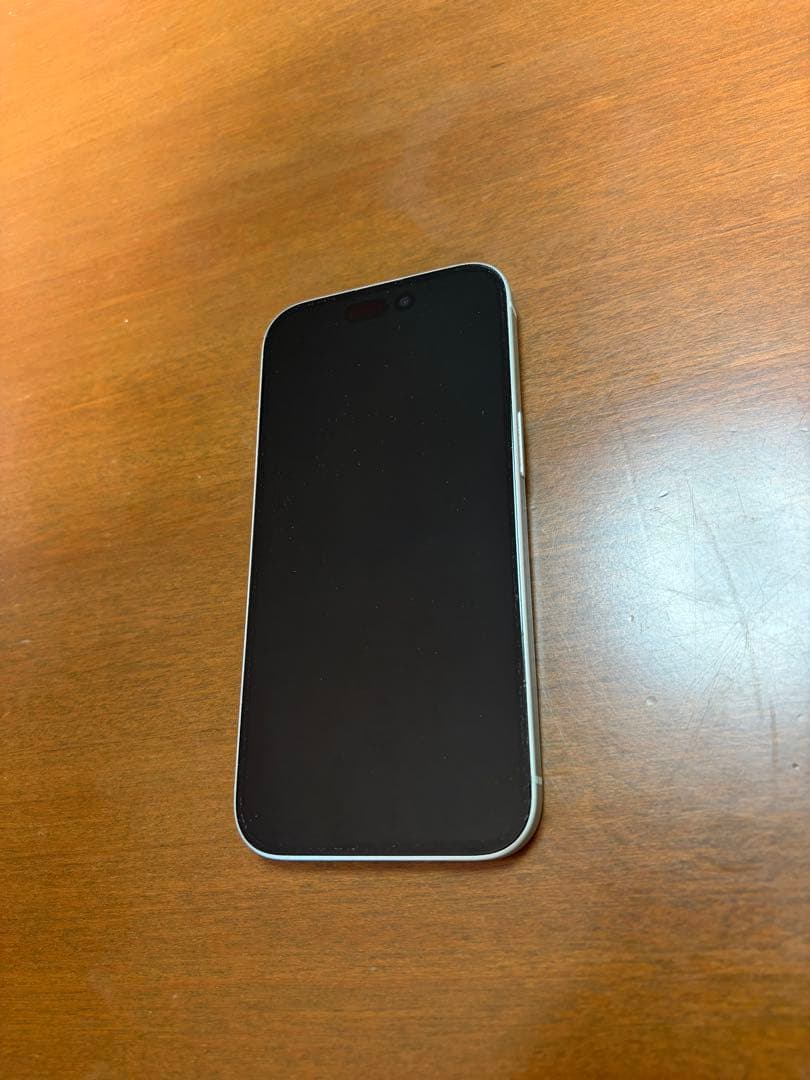 Apple iPhone 15 本体　グリーン　128GB