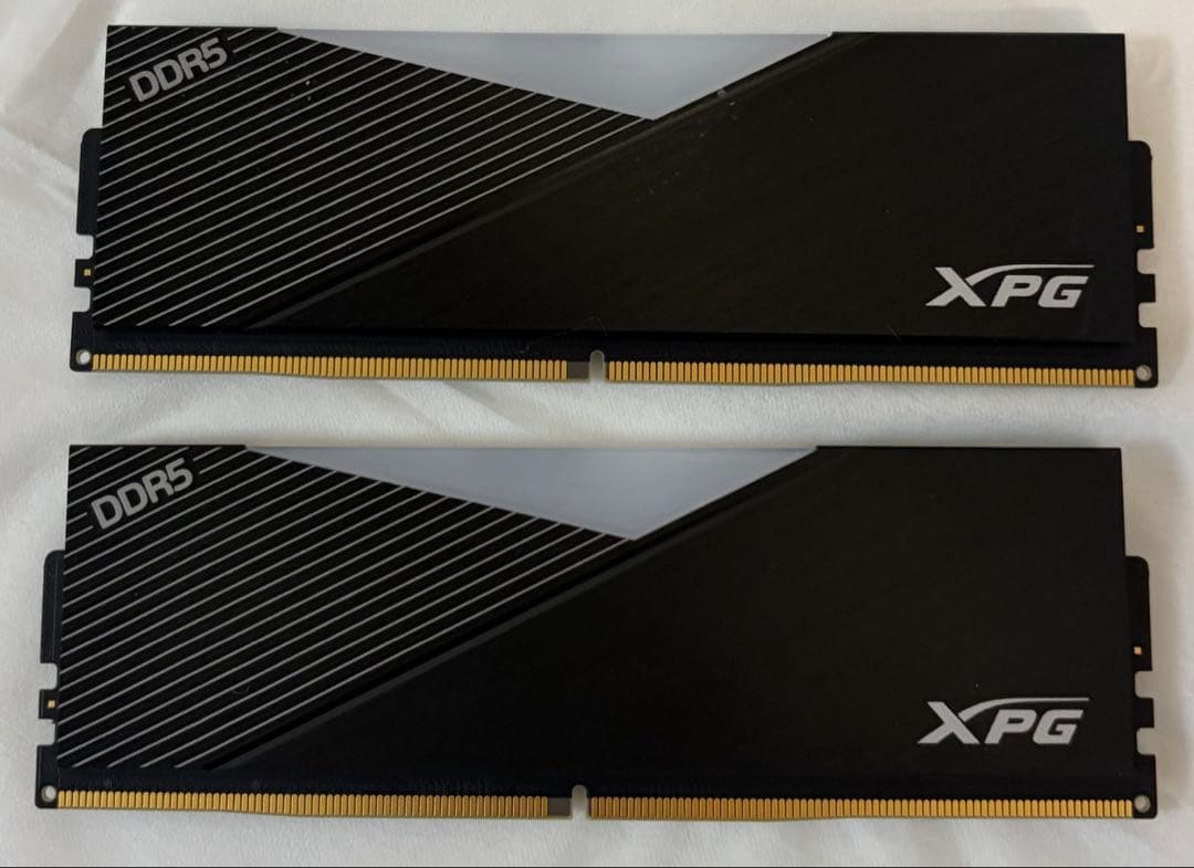 ADATA XPG DDR5-5600 32GB（16GB×2）CL36 メモリ