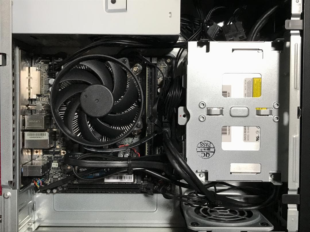 Mouse Pro デスクトップ i3 8GB 256GB Windows11