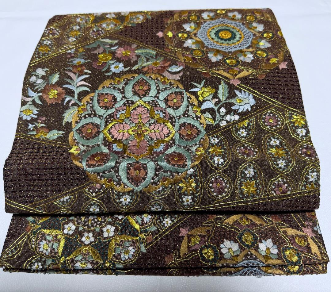 高級 袋帯 正絹 六通柄 汕頭刺繍 蘇州刺繍 相良刺繍 金通し ブラウン