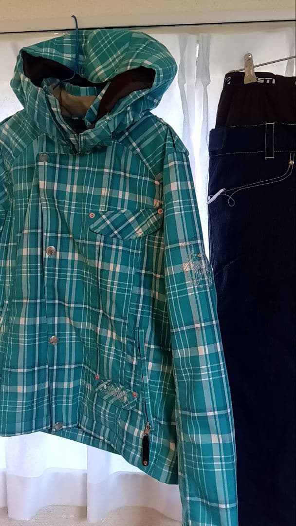 ESTIVO 上下セット スノーボードウェア 女性用 L-Mブーツカットデニム風