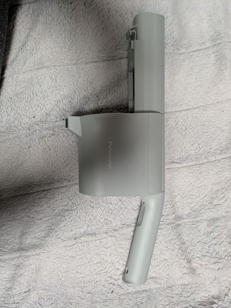 2024年式　パナソニック 充電式掃除機 コードレスクリーナー MC-SB33J