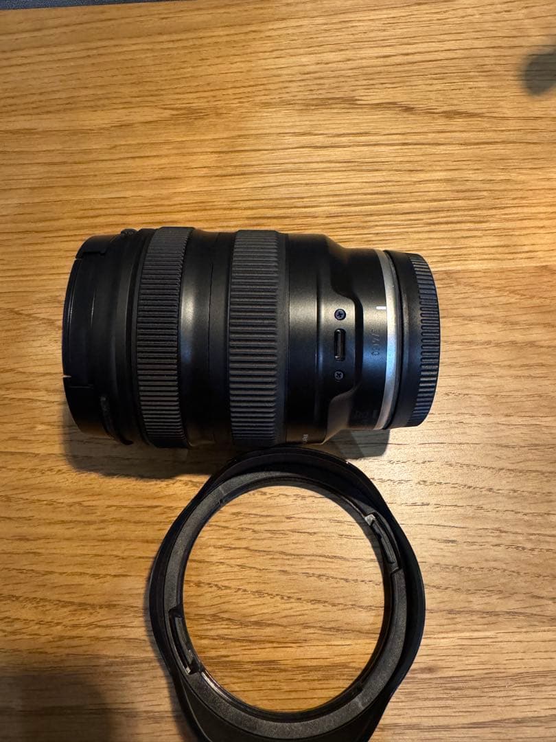 極美品　TAMRON 20-40mm f2.8 Eマウント