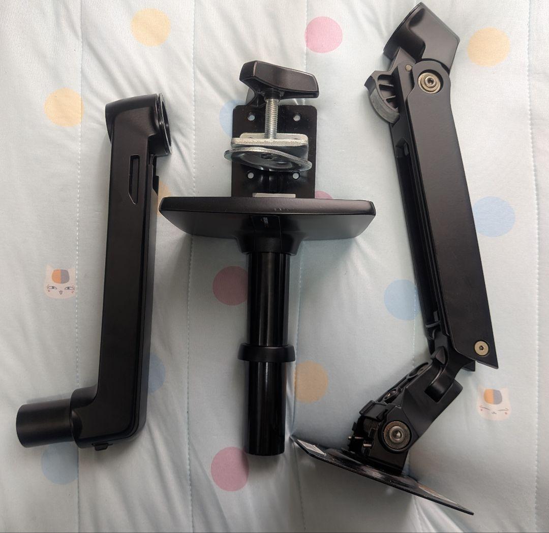 Amazonベーシック モニターアーム エルゴトロンOEM