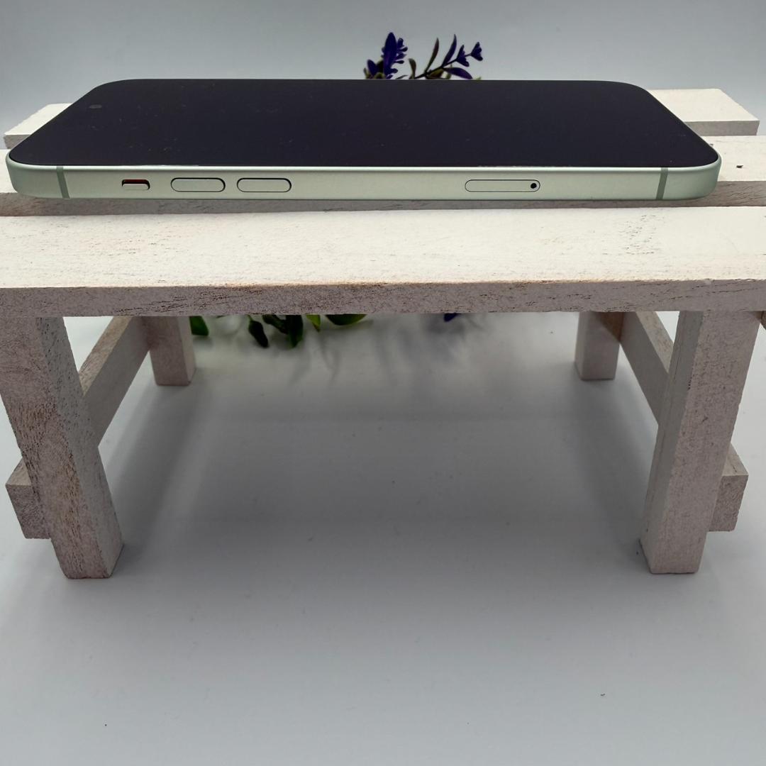 ※専用【美品】iPhone15 Plus 128GB グリーン 312