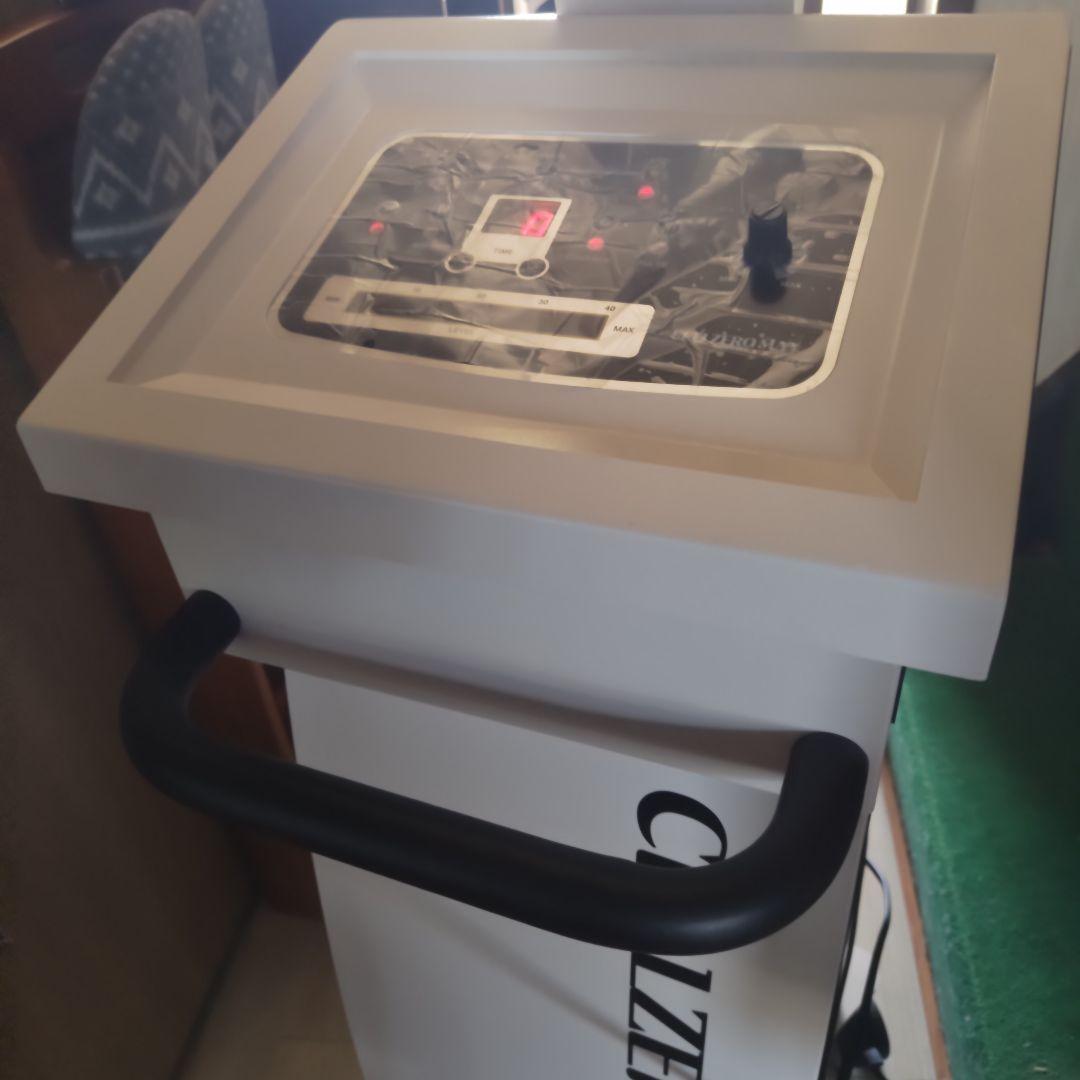 【美品】じぶんde エステ セルゼロマックス 作動良好 ダイエット 美容器具
