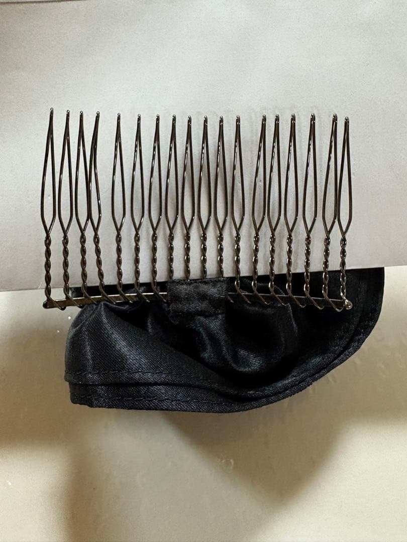 コンプレックスビズ　イージーコーム　クリスタルシャイニー　黒　美品　匿名配送