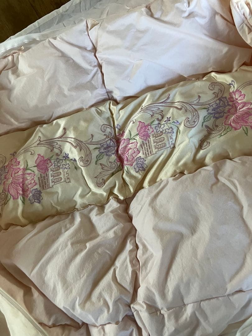 コロネ　羽毛掛ふとん　150㎝×210㎝　シングル