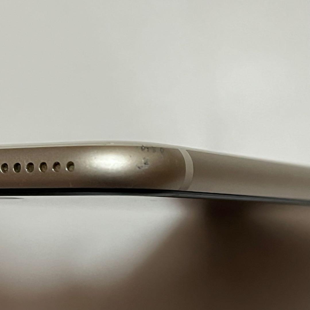 iPhoneSE3 第3世代 スターライト 本体 64GB