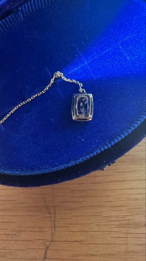 スタージュエリー k10大粒　ホワイトトパーズ ピアス(片耳用)