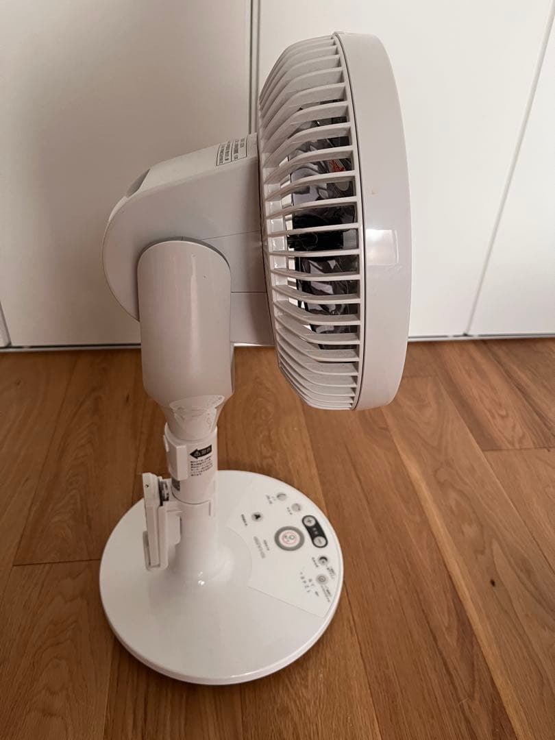 SHARP スタンド型扇風機