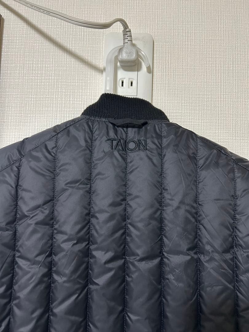 ジャケット・アウター TAION/RE Vertical quilt Rvs Down Vest