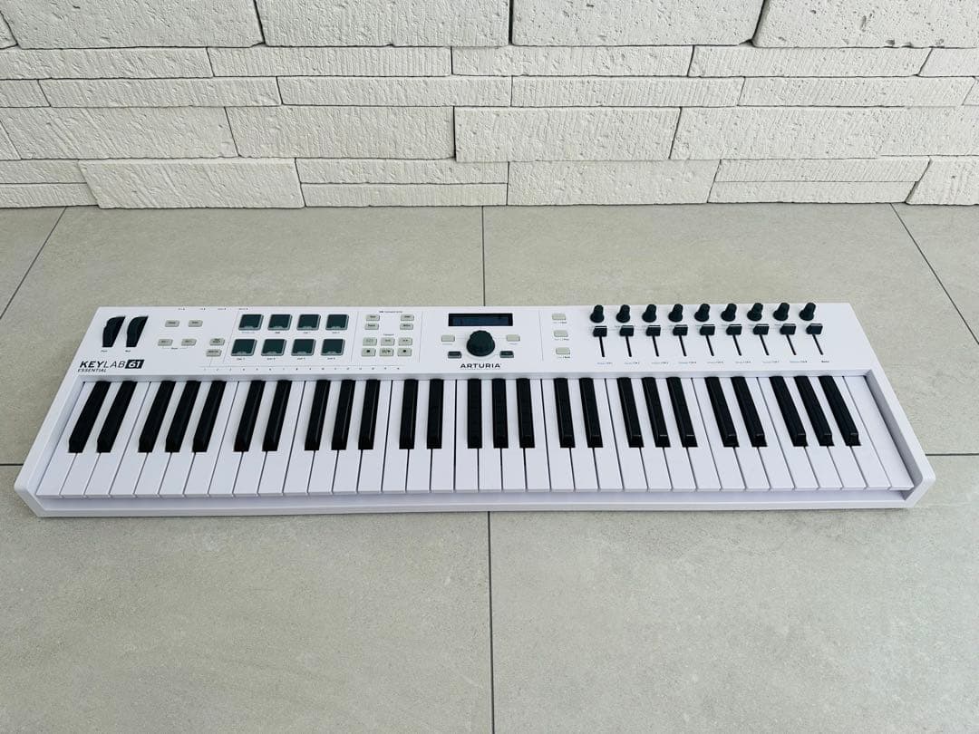 【除菌済み】Arturia KeyLab Essential 61 MIDI